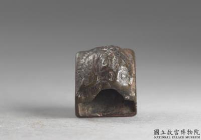 图片[2]-Bronze seal cast with “Qu Houjun yin”, Han dynasty (206 BCE-220 CE)-China Archive